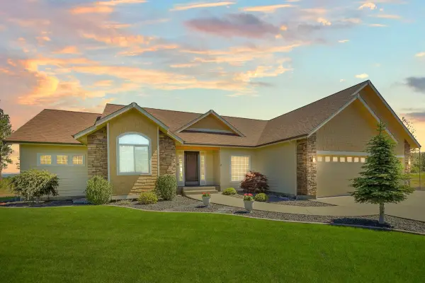 7508 N Garfield Rd, Spokane, WA 99224