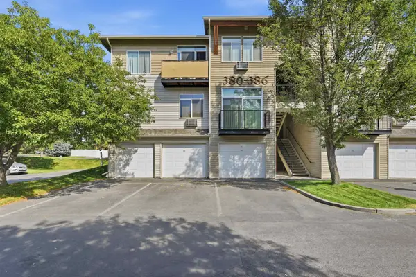 22855 E Country Vista Dr #382, Liberty Lake, WA 99019