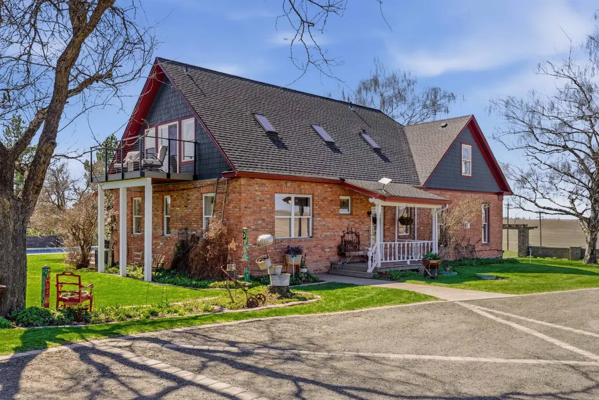 28752 N Tramm Rd, Reardan, WA 99029 - #1