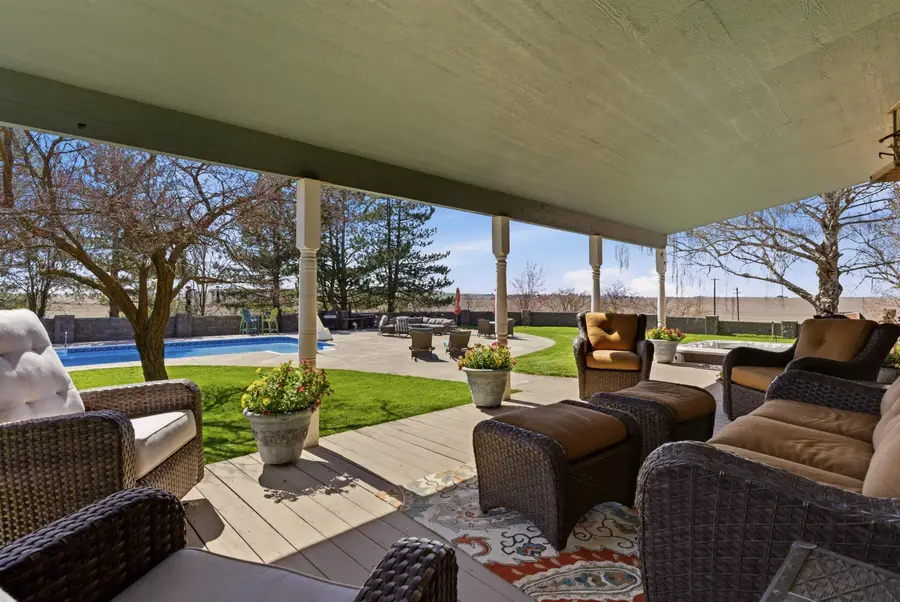 28752 N Tramm Rd, Reardan, WA 99029 - #3