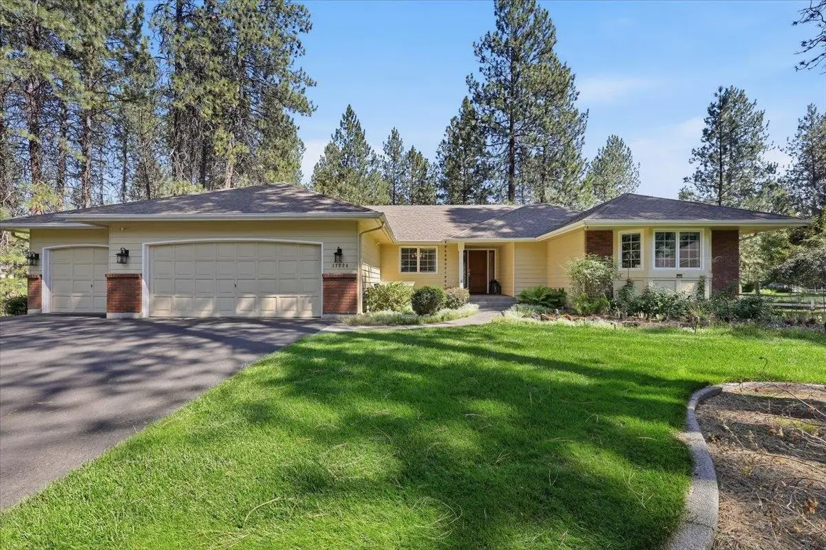 17224 N Brookside Ln, Colbert, WA 99005 - #1