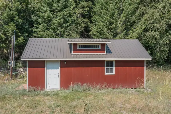 43XX Blk Sullivan Lake Rd, Ione, WA 99139