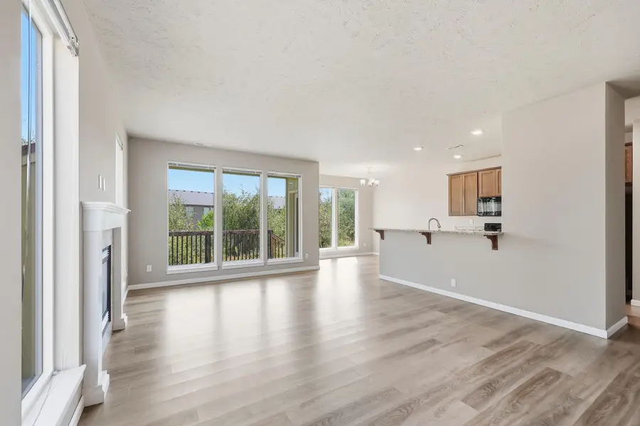 8512 N Summerhill Ln, Spokane, WA 99208 - #3