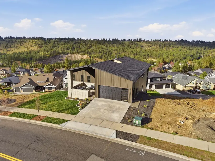 5227 S Lincoln Way, Spokane, WA 99224 - #2
