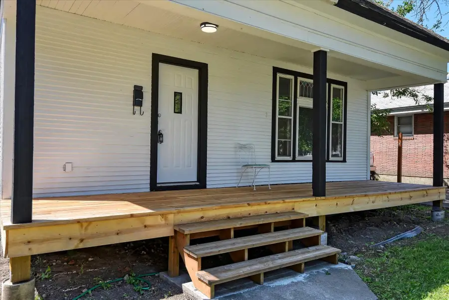 1121 W Knox Ave, Spokane, WA 99205 - #2