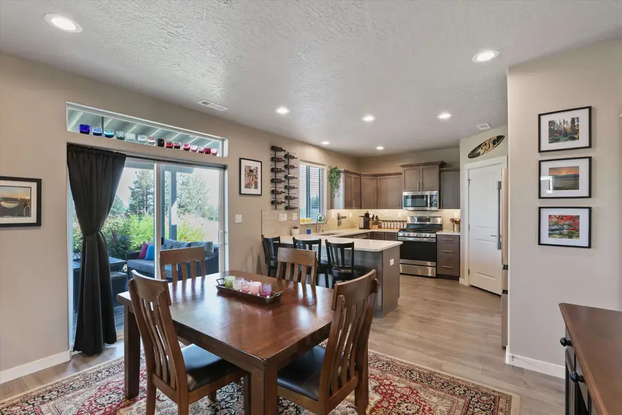 18451 E 17th Ave, Greenacres, WA 99016 - #2