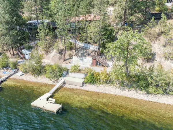 4001 N Deer Lake Rd, Loon Lake, WA 99148