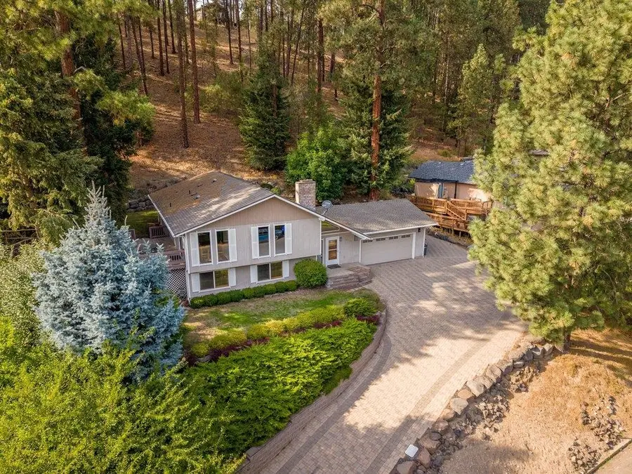 15505 N Cincinnati Dr, Spokane, WA 99208 - #2