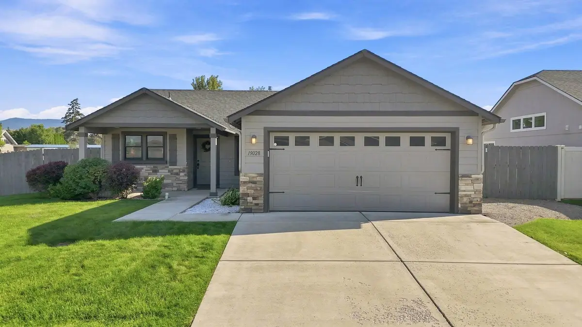19028 E Mountain View Ave, Spokane Valley, WA 99027 - #1