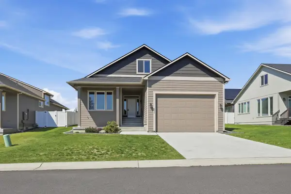 8411 N Summerhill Ln, Spokane, WA 99208