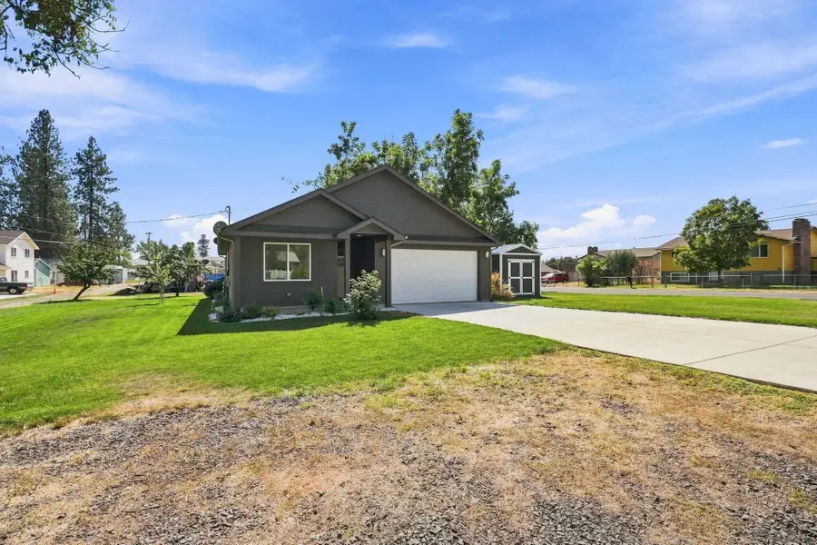 121 W Idaho St, Medical Lake, WA 99022 - #2