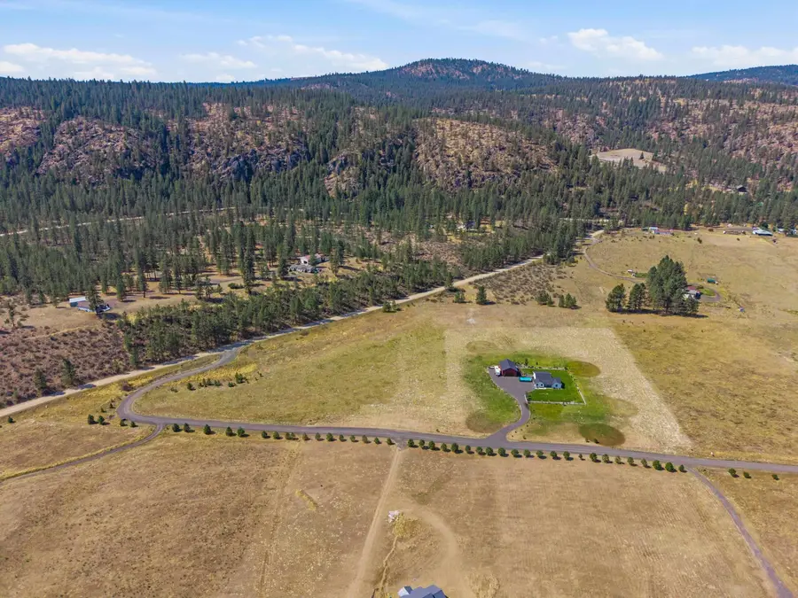 40181 N Barbara Ln, Davenport, WA 99122 - #3