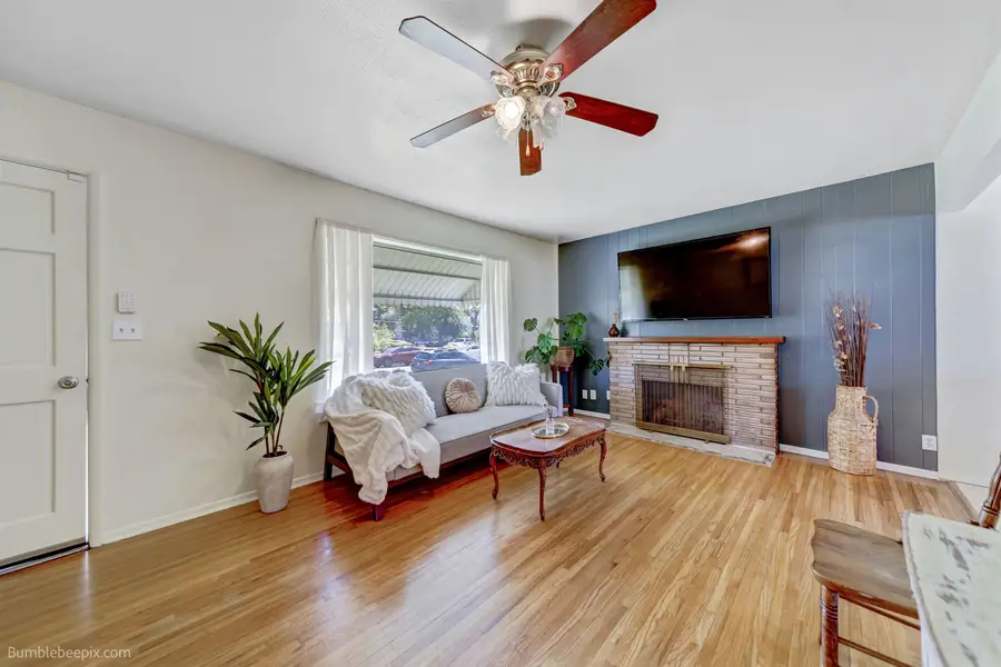 1024 W Cleveland Ave, Spokane, WA 99205 - #2