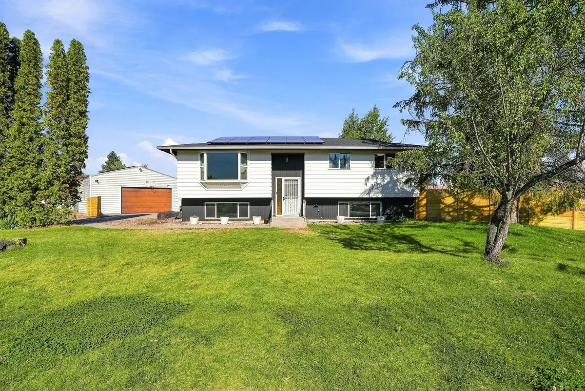 11921 E 31st Ave, Spokane, WA 99206 - #1
