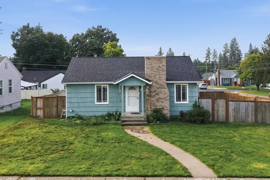 2527 W Lacrosse Ave, Spokane, WA 99205 - #3