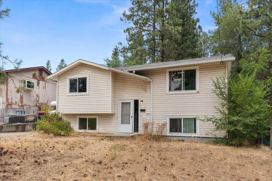 2011 E 11th Ave, Spokane, WA 99202 - #2