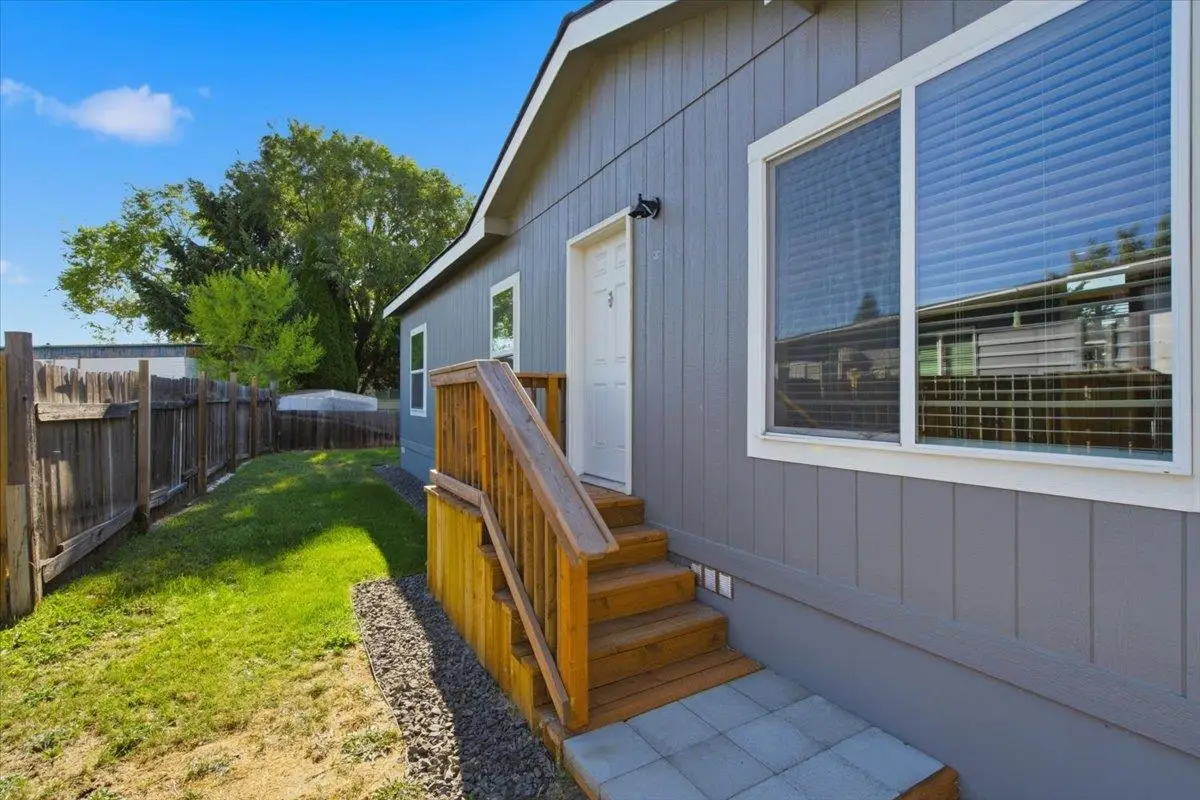 19625 E Wellesley Ave, Spokane Valley, WA 99027 - #1