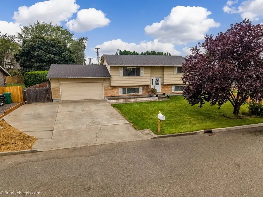 116 S Greenacres Rd, Greenacres, WA 99016 - #2