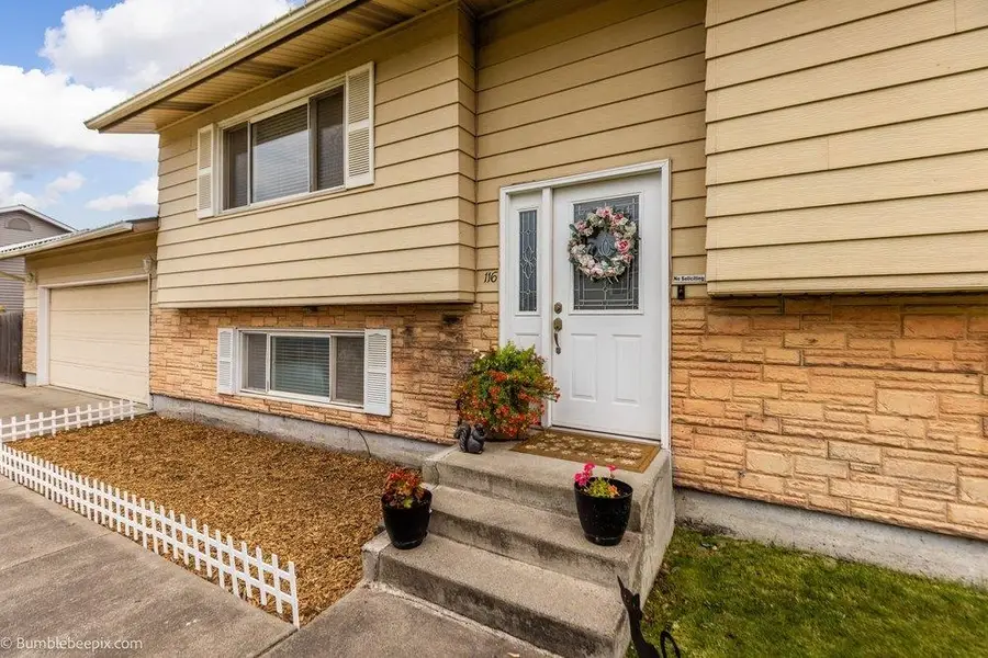 116 S Greenacres Rd, Greenacres, WA 99016 - #3