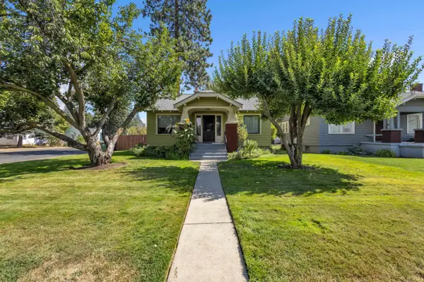 3828 N E St, Spokane, WA 99205