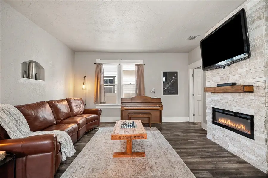 2228 N Cincinnati St, Spokane, WA 99207 - #3