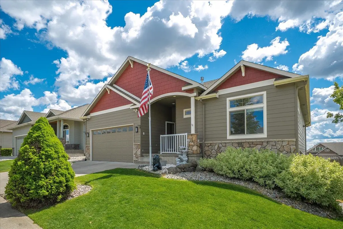 2315 W Chadwick Ln, Spokane, WA 99208 - #1