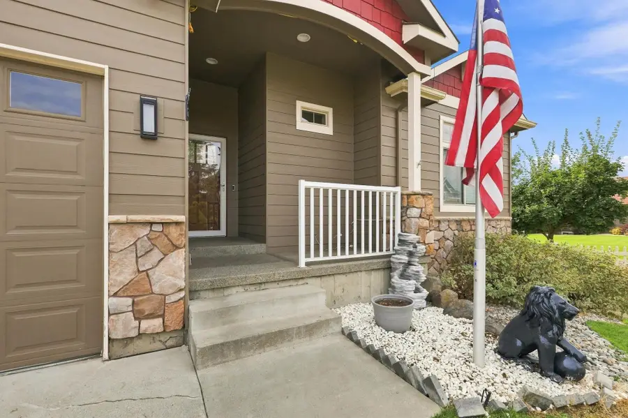 2315 W Chadwick Ln, Spokane, WA 99208 - #3
