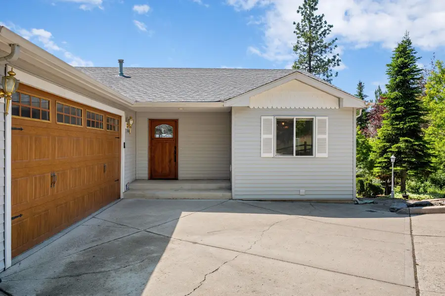 5428 N Girard Ln, Spokane, WA 99212 - #3