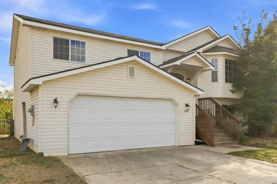 328 E Beverly Ave, Medical Lake, WA 99022 - #2