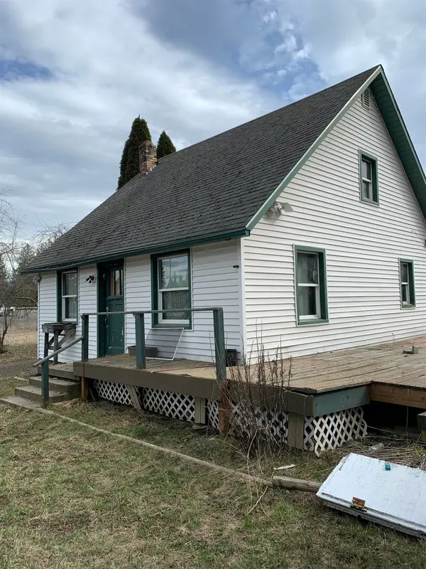 3825 W Burroughs Rd, Deer Park, WA 99006