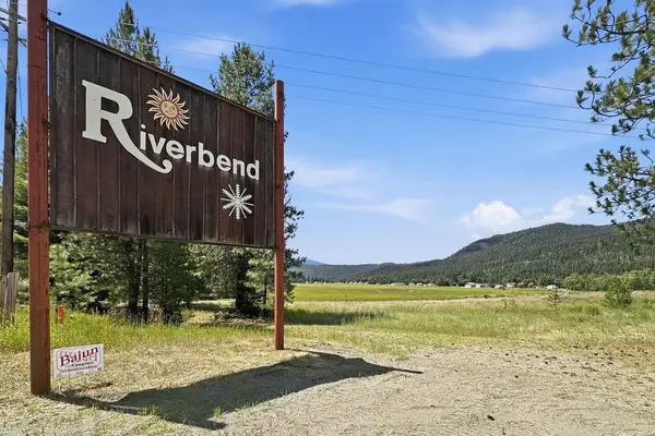 641 Riverbend Loop Rd, Cusick, WA 99119