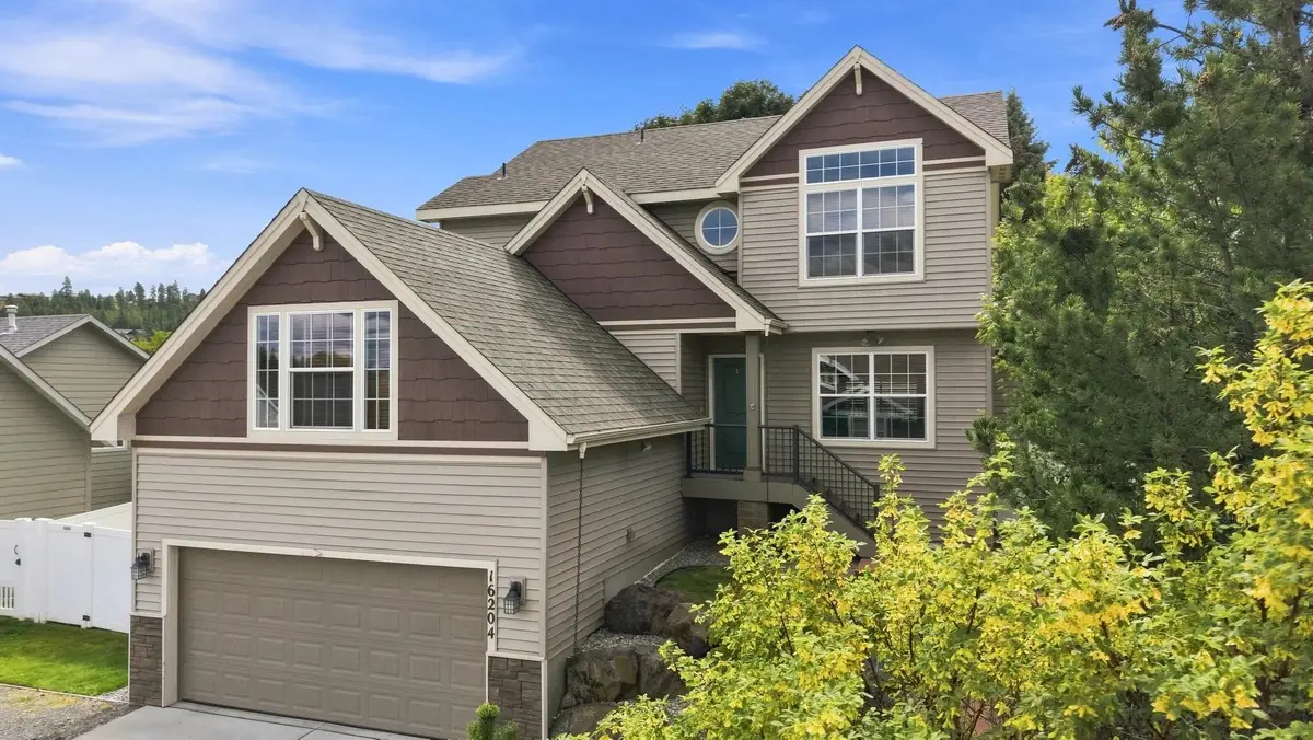 16204 E 10th Ln, Veradale, WA 99037 - #1
