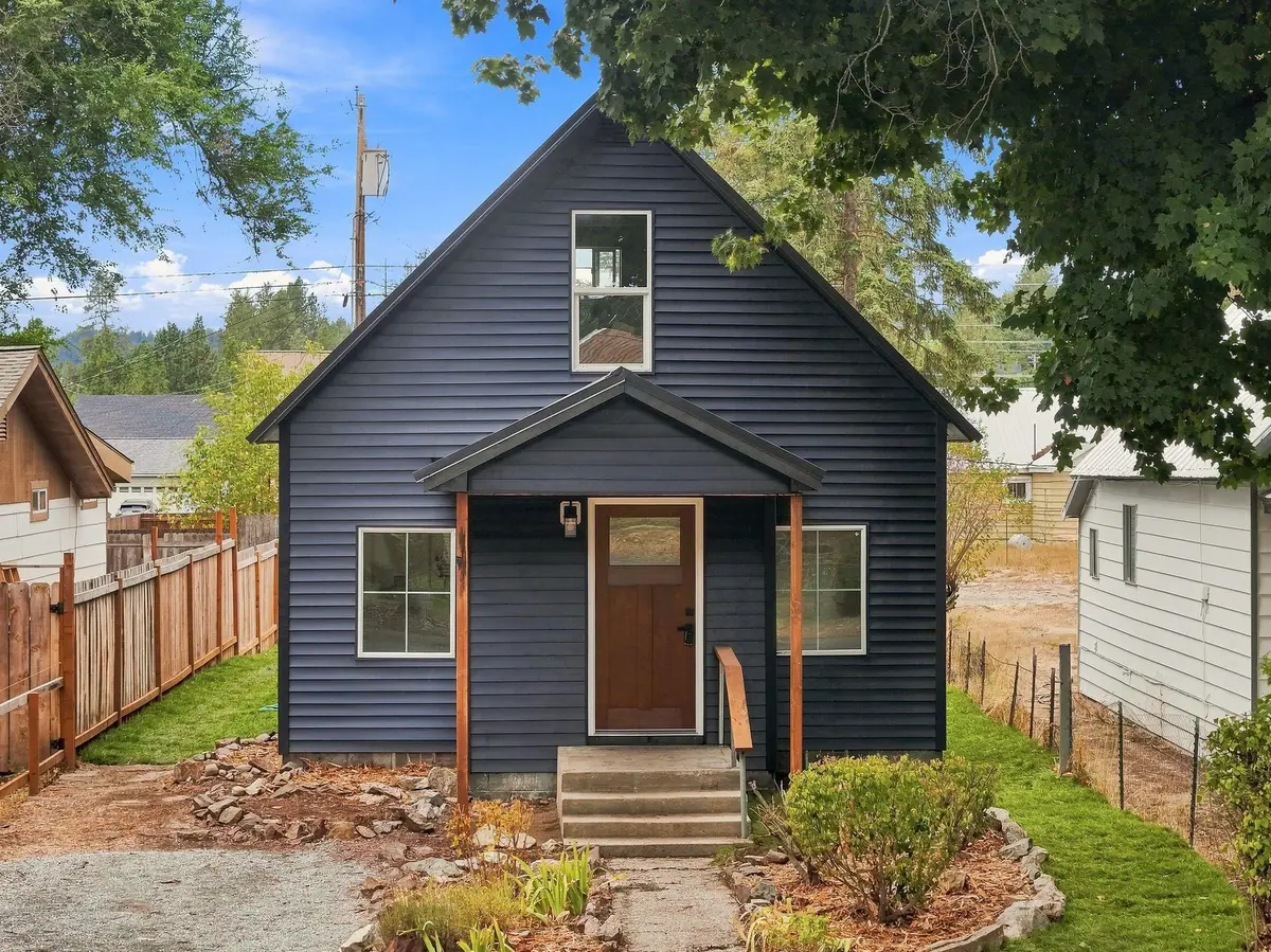 521 S Union Ave, Newport, WA 99156 - #1