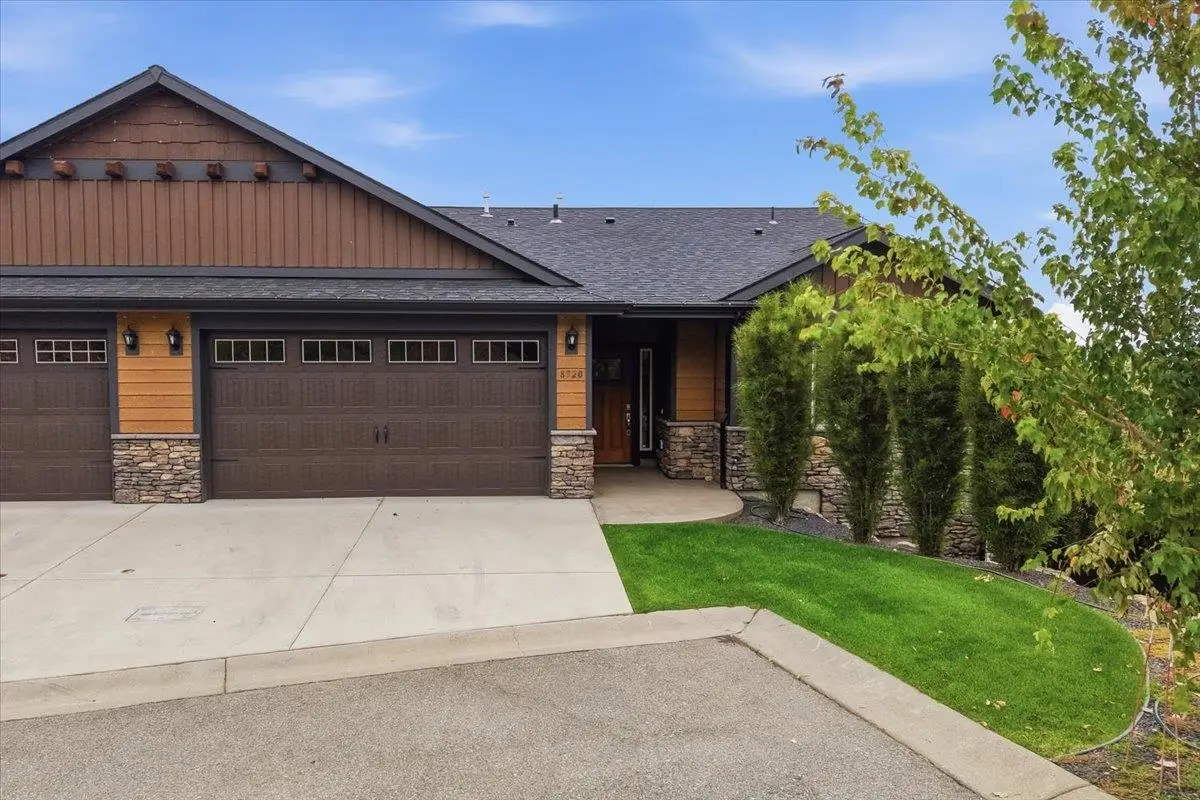 8920 E Woodside Ln, Spokane Valley, WA 99217 - #1