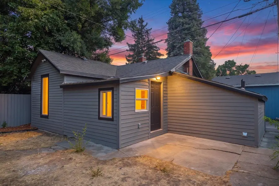 2515 W Dean Ave Ave, Spokane, WA 99201 - #2