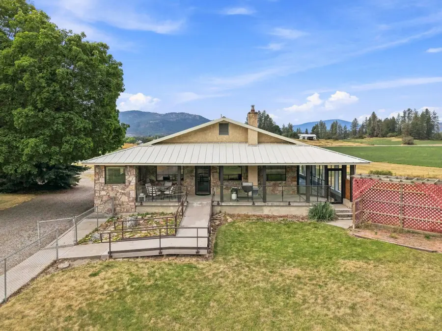 2343 Flowery Trail Rd, Chewelah, WA 99109 - #2