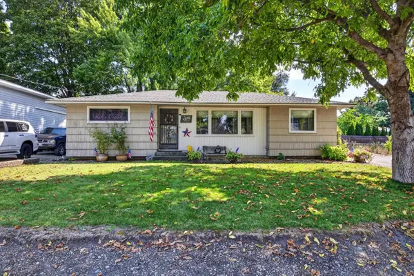 1018 N Stout Rd, Spokane, WA 99206