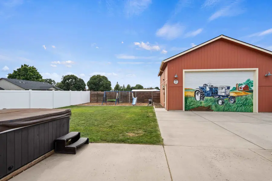 18212 E Riverway Ave, Spokane Valley, WA 99016 - #2