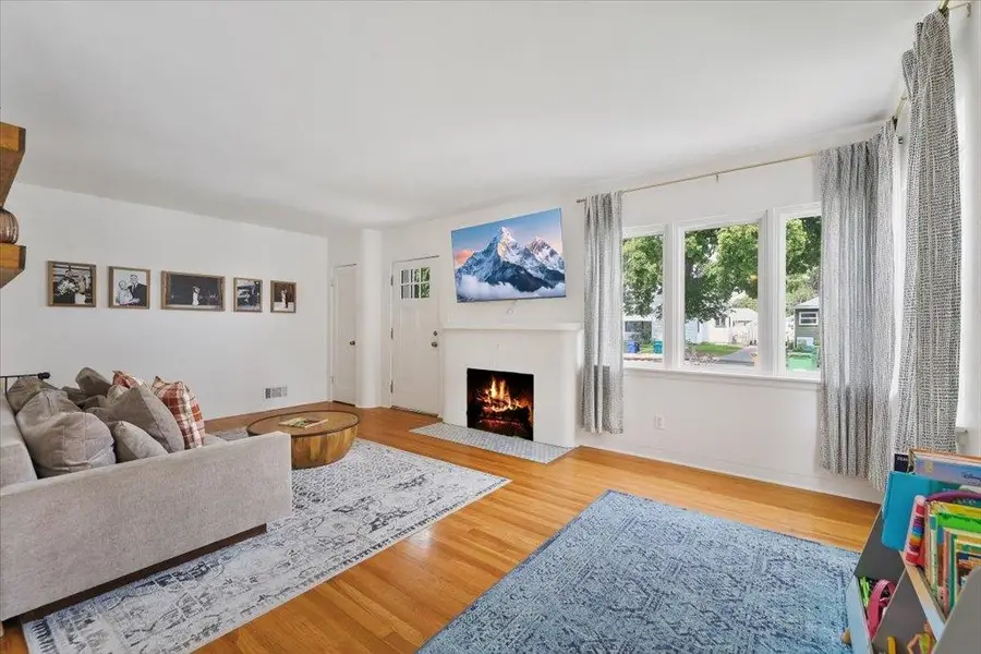 718 E 40th Ave, Spokane, WA 99203 - #2