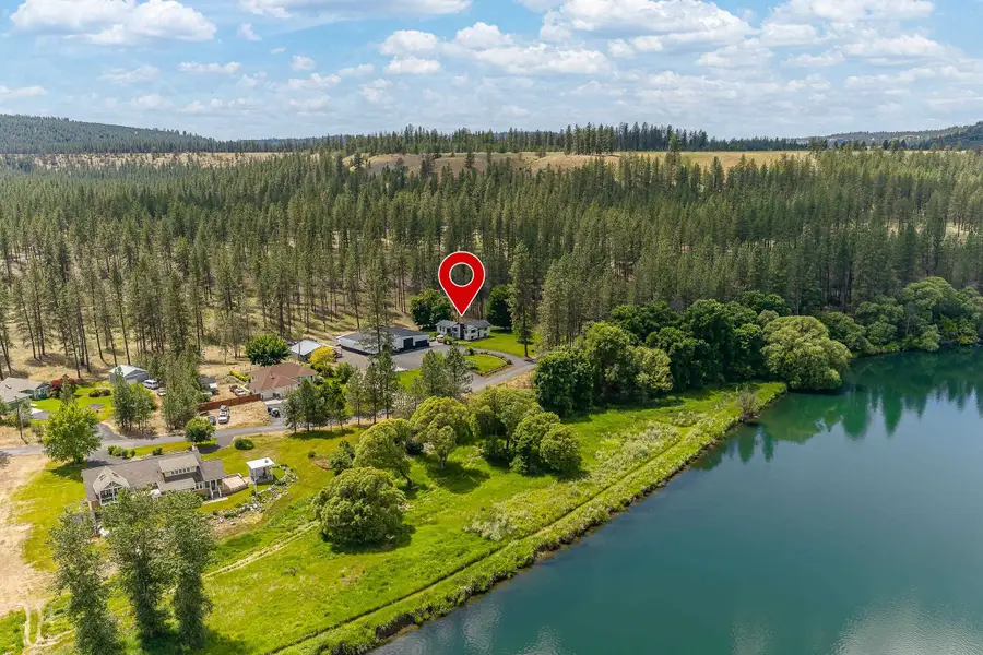 9427 N Riverside Park Dr, Nine Mile Falls, WA 99026 - #3