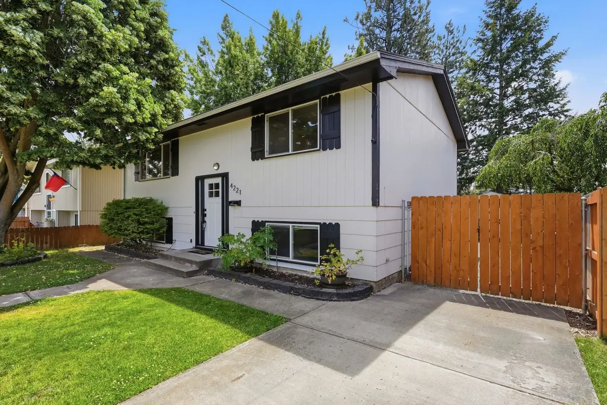 4221 W Everett Ave, Spokane, WA 99205 - #1