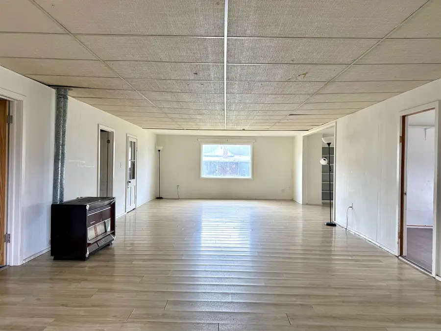410 W Glover St, Harrington, WA 99134 - #2