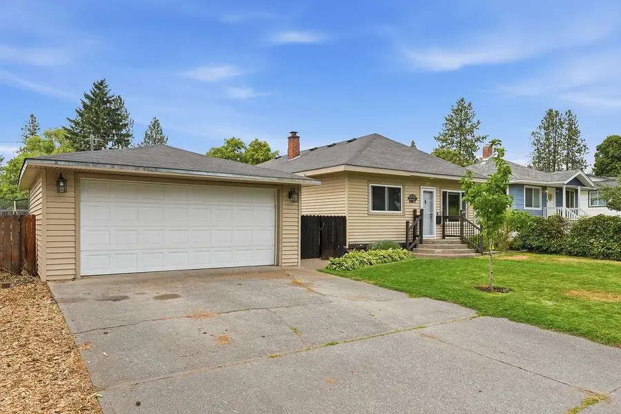 5917 N Stevens St, Spokane, WA 99205 - #3