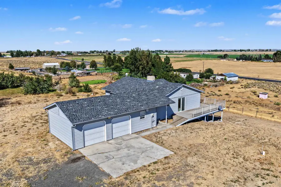 4874 Ne Rd 3 Rd, Moses Lake, WA 98837 - #2