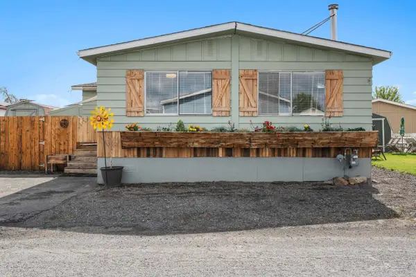 10510 W Richland Rd, Cheney, WA 99004