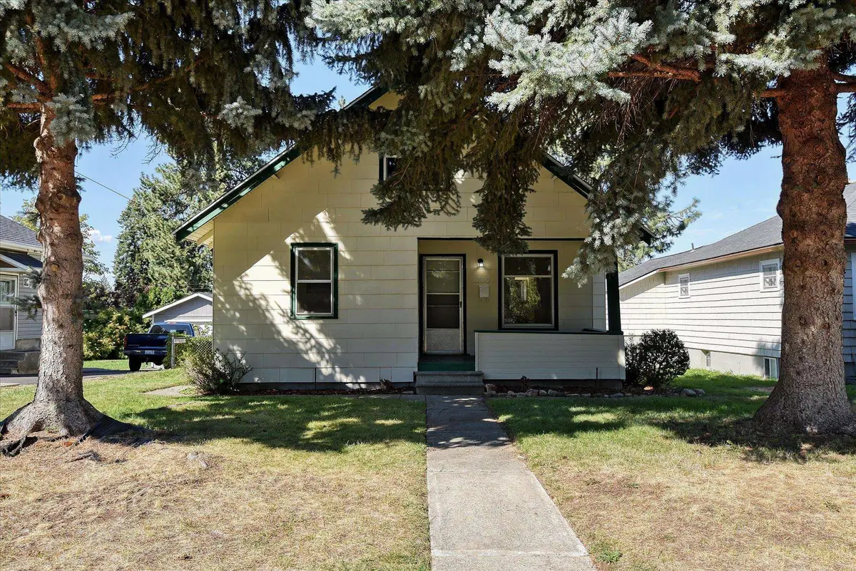2809 E 18th Ave, Spokane, WA 99223 - #1