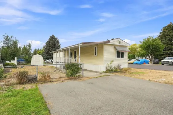 3925 E Farwell Rd, Mead, WA 99021