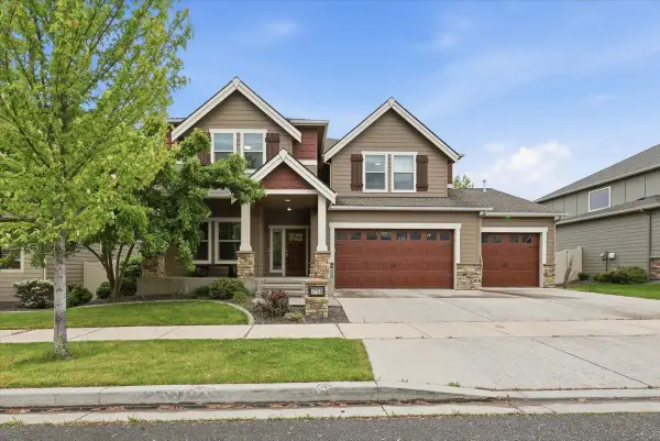 17710 E Daystar Rd, Greenacres, WA 99016