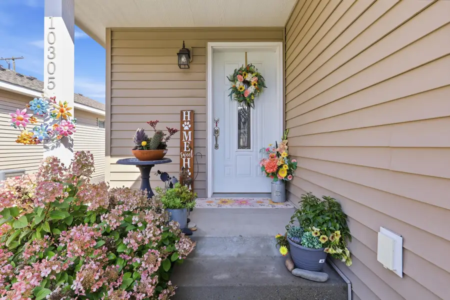 10305 E 5th Ln, Spokane Valley, WA 99206 - #3