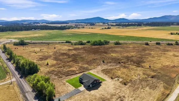 34911 N Arlington Rd, Deer Park, WA 99006
